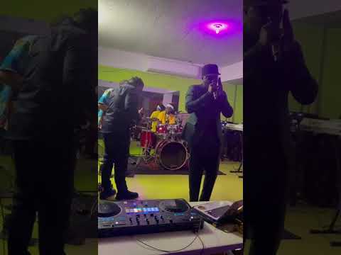 kurtiouss in the US Vergin island 🏝 # genuine