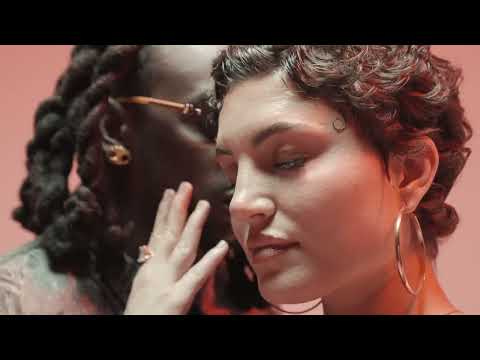 Dy-Nïce - Voice Mail (Clip Officiel)