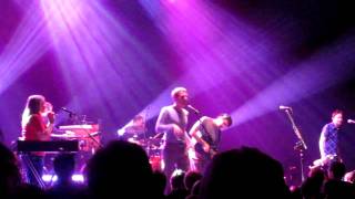 belle and sebastian - sukie in the graveyard (live in chicago 10/11/2010)