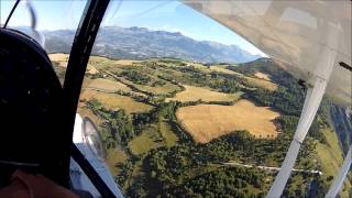 preview picture of video 'vol au dessus du lac de Serre Ponçon'