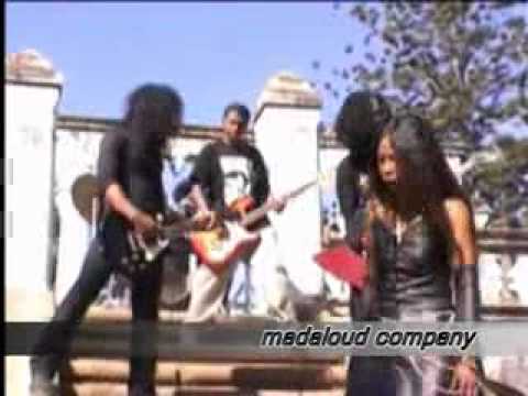 Sasamaso: female-fronted heavy/thrash metal band from Madagascar