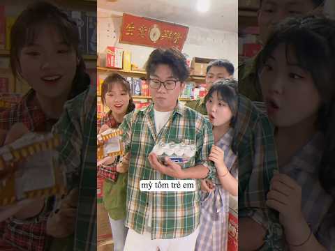 Trở Về Tuổi Thơ Với Tạp Hoá Ở Trường Học.
