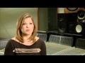 Kelly Clarkson New Interview On Being Yourself