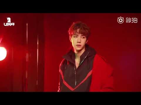 [UNIQ FASHION] 180820 Wang Yibo x Life Style
