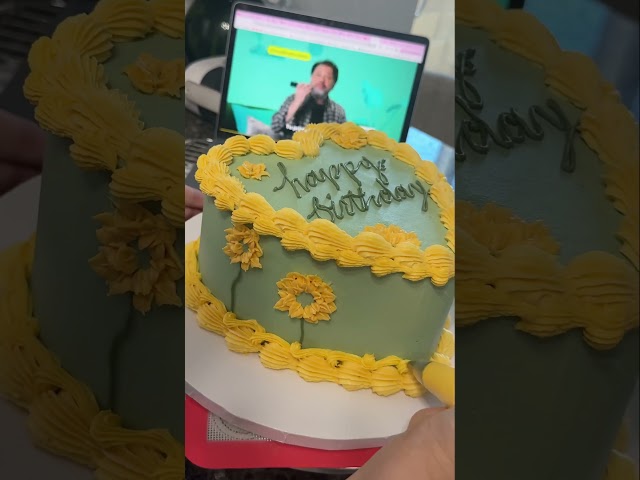 Vídeo relacionado con Wilton 307-352 - Set de Soportes para Tartas y Dulces, 3 Unidades