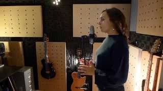 El corazon studio cover by LoopIA (Irida Antonis)