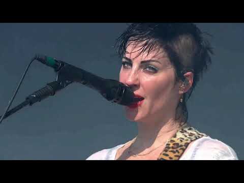 The DISTILLERS -  City Of Angels ,live