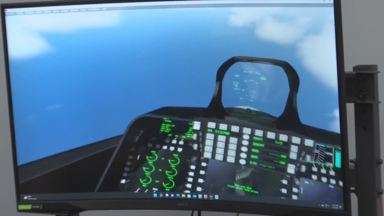 Flight simulation at WPAFB helps aircrews train