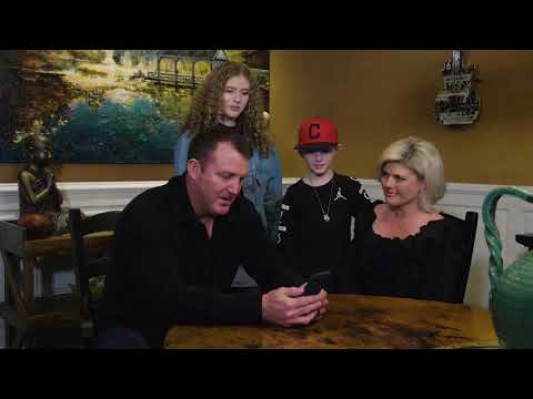 Jim Thome receives call from HOF