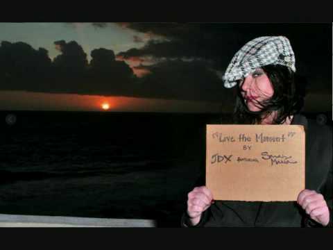 JDX feat. Sarah Maria - Live The Moment (Qlimax Preview)