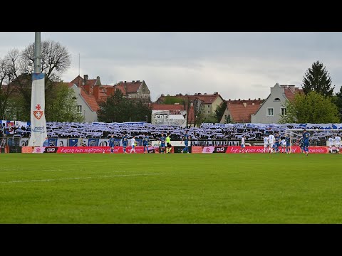 Doping kibiców Stomilu Olsztyn na meczu z Olimpią Elbląg (22.04.2024 r.)