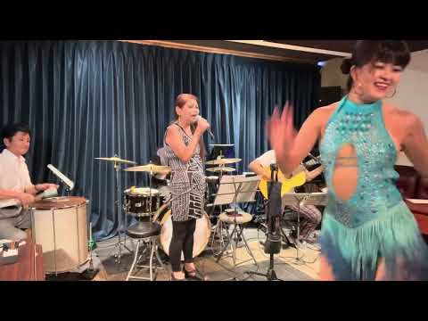 Abram alas que eu quero passar- Mangueira 1985