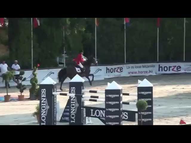 The half-sister of the mother of this frozen embyro is the CSI 1.60m jumping mare T-Quinta with rider Norbert Ell.