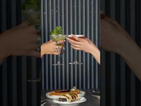 קיארה לאונג' בר