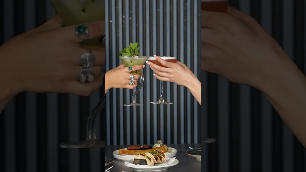 קיארה לאונג' בר