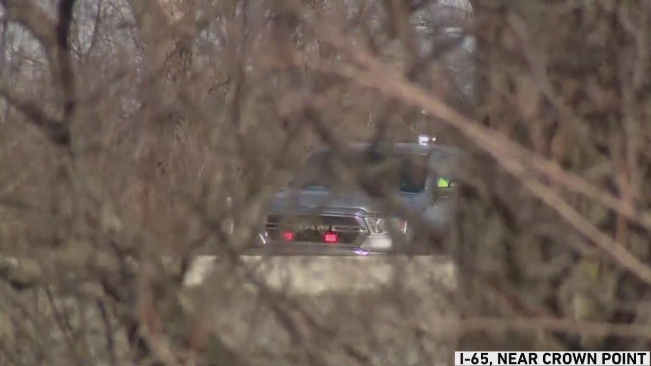 Body found along I-65 ramp in Crown Point; foul play suspected
