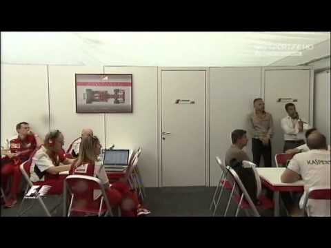 Melbourne, Kimi returns to the pit QFY - 15/03/2014