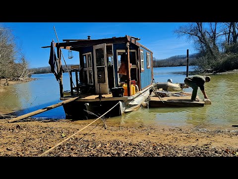 #268 Living Free Just Outside NASHVILLE 