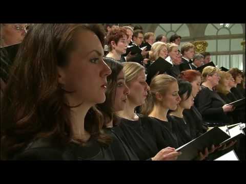 Beethoven -  Benedictus from the Missa Solemnis - Sächsische Staatskapelle Dresden, Fabio Luisi