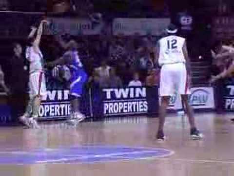 09 13-11-07 Ulebgame BCO-Dynamo Moscow - Superassist van Ovc