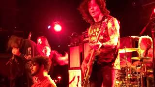 Norma Jean - I Used to Hate Cell Phones but Now I Hate Car Accidents (LIVE)