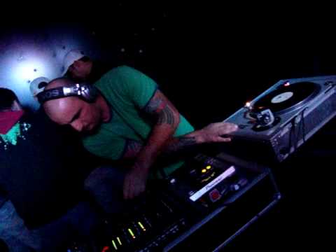 Cervejaria Paulista \ Flash House by Djs Kleber Barry e Pixote Part 2