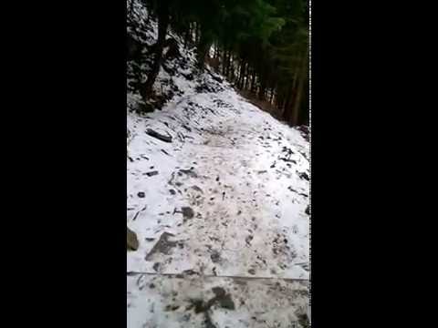 Sowie Przełęcz/Sowia dolina - Zbieg lekką zimą. Karkonosze