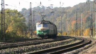 preview picture of video 'Nákladní vlak projíždí Brandýsem nad Orlicí'