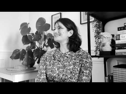 7 questions with Yasemin &Ouml;n - Meral in \7 Minutes\