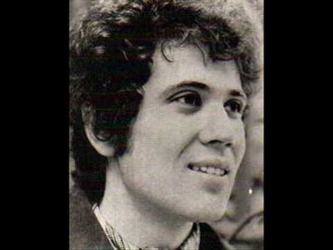 Vassilis Papakonstantinou Vs Lucio Battisti