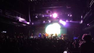 Gogol Bordello - Mishto/Name Your Ship