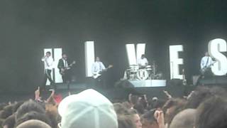 The Hives - Won&#39;t Be Long