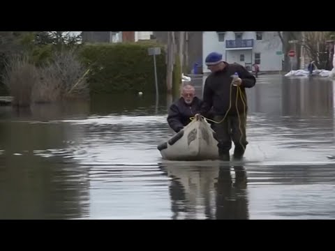 Hochwasser in Kanada: 900 Menschen evakuiert | DER SPIEGEL