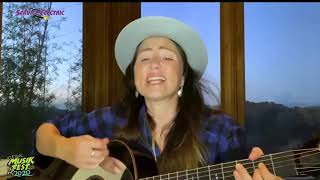 KT Tunstall - MusikFest 2020 - 03 - Little Red Thread