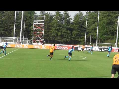 29 mei 2017 VV De Meern JO15-1 - FC Utrecht JO14-1 2-3 Spelmoment