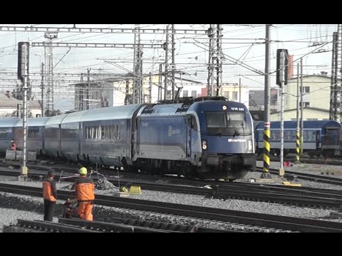 Vláčkaři jsou u toho | ČD railjet na vlaku RJ 1533 Dny NATO v žst. Olomouc (19.9. 2015)