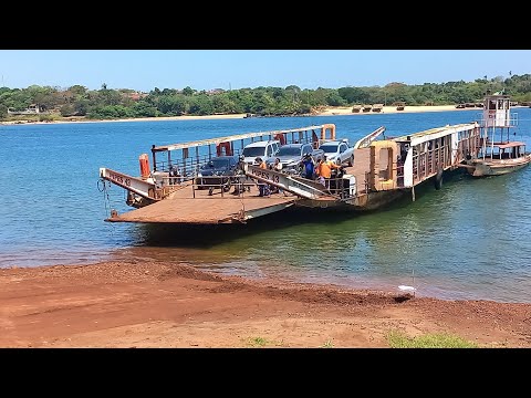 BALSA NO RIO TOCANTINS EM PORTO FRANCO 