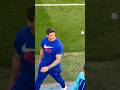 Fernando Torres es expulsado y reta a pelear a varios aficionados madridistas