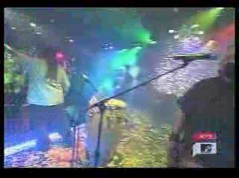 Get Up, Stand Up video
