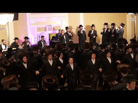 Shea Berko & Yedidim Choir - Hora חתונה חסידית ומקהלת ידידים - הורה