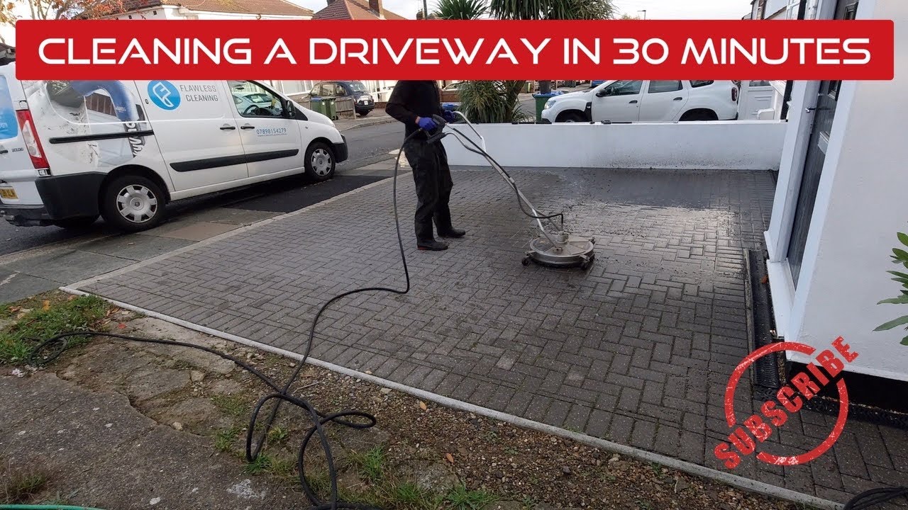 HOW I CLEAN A BLOCK PAVING DRIVEWAY *PROFESSIONALLY CLEANED IN UNDER 30 MINUTES*