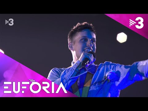 L'Edu il·lumina el Sant Jordi amb "El far del sud", de Sopa de Cabra