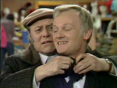 Are You Being Served - Up Captain Peacock - S03 E03