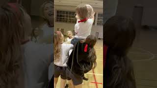 キャバ嬢に騎馬戦挑んだ結果www