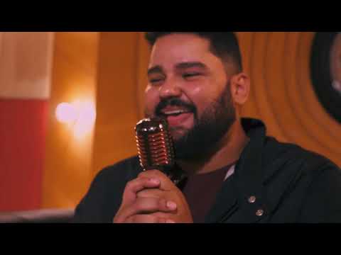 RODE TORRES - DVD Acústico "Rode Torres Mais Perto" - "MIL VIDAS PRA VIVER" - Clipe Oficial