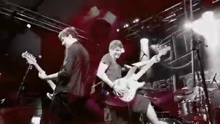 3 Times Twisted - My Heart Bleeds Out