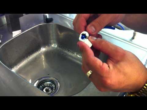 How a Quick Connect Water Filter Fitting Works (John Guest Type)