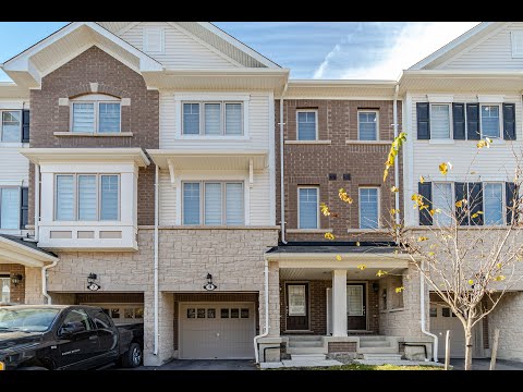 9 Rapids Lane, Hamilton Home - Real Estate Properties