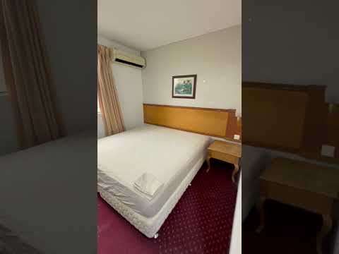 A bed room attached with bathroom in Puchong Jaya, the IOI #business park, 15min to #IOI Puchong Jaya #Rapid KL.🚄