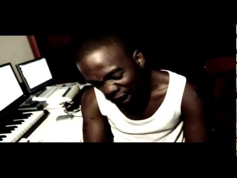 "Hombre MC" | PROvidsTV - Official Freestyles - Session #6 - 2012 Chiasso